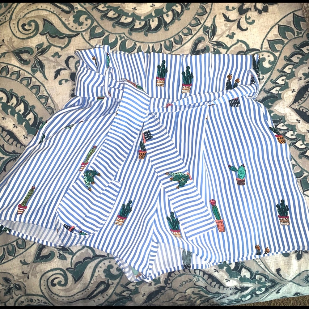 DO+BE Striped Cactus Paper-bag Shorts